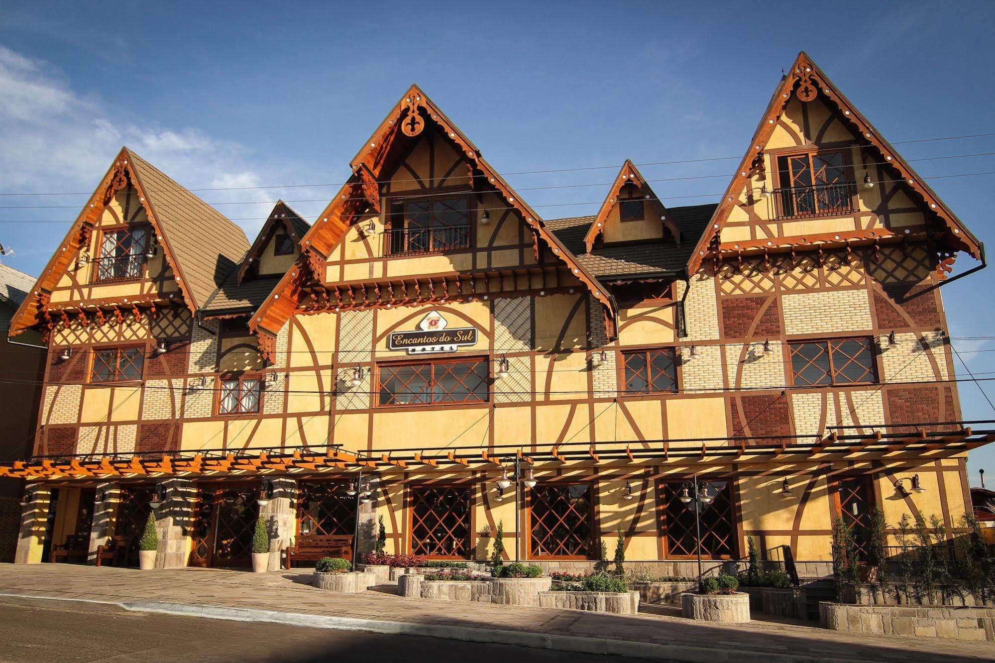 Life Hotel Infinity Gramado Bagian luar foto